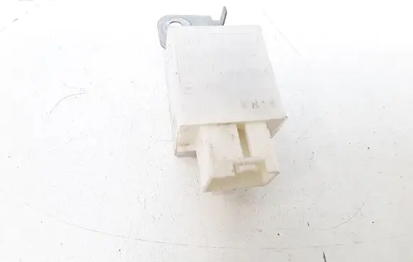 Mazda 6 Light relay 3213653020