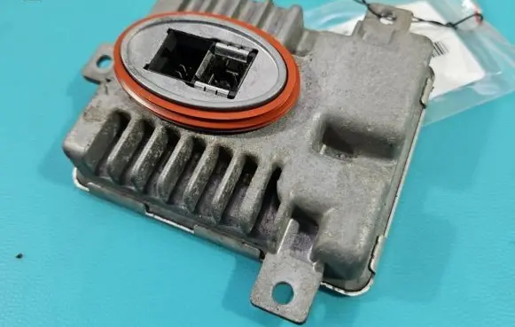 BMW 5 F10 F11 Headlight ballast module Xenon 7237647 IMPRK1398676