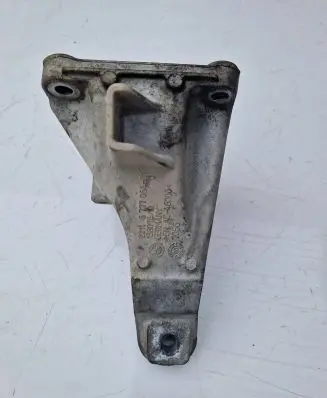 BMW X1 E84 Engine mounting bracket 6777064