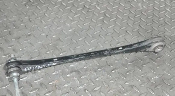 BMW 1 F20 F21 Rear upper control arm/wishbone 6792533