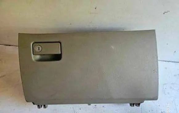 Toyota RAV 4 (XA30) Glove box 5555042100 5555042080 5555042040