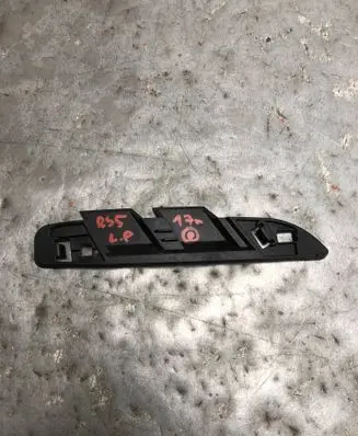Audi RS5 Fender grill 8W6853237-BILI 8W6853237