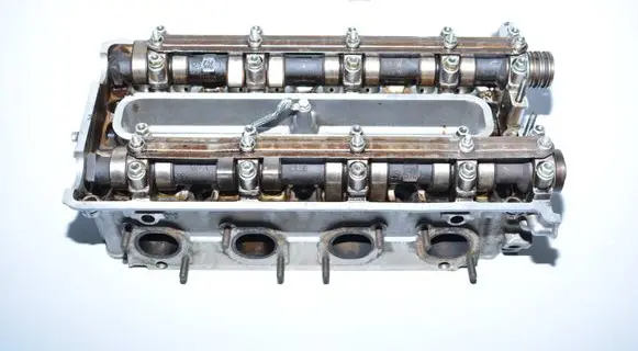 BMW X5 E53 Engine head 1745461 1745495 1745497