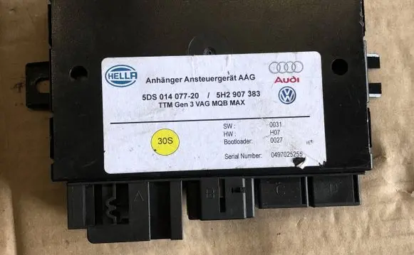 Volkswagen Caddy Tow bar trailer control unit/module 5DS014077 0497025255 5H2907383