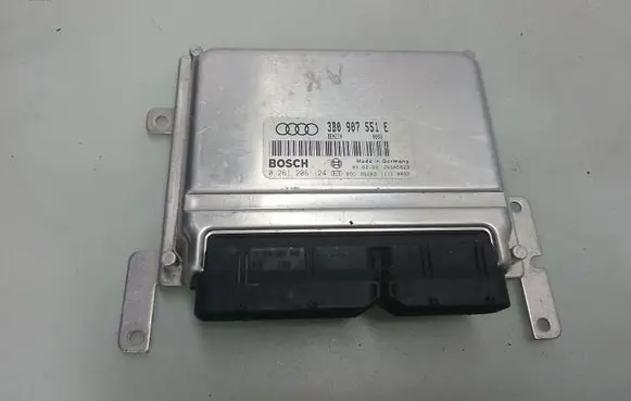 Audi A8 S8 D2 4D Engine control unit/module ECU 3B0907551E