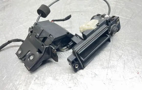 Mercedes-Benz C W203 Lock set A2037500693 A1717500085 A1717500185