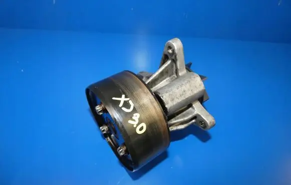 Jaguar XJ X351 Water pump 9X2Q8501AA