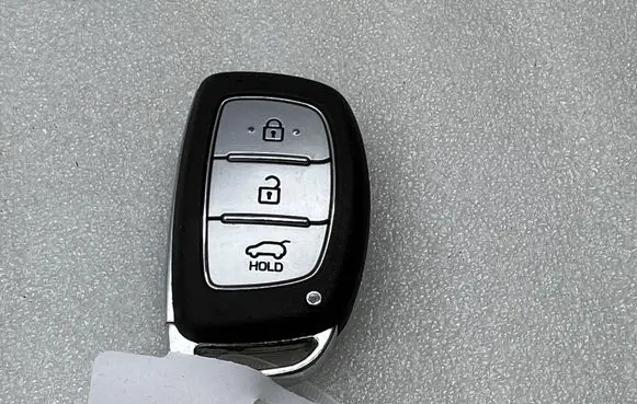 Hyundai Ioniq Ignition key/card 