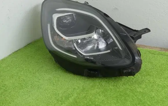 Ford Puma Headlight/headlamp L1TB-13E014-EH