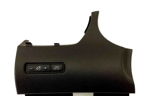 Nissan X-Trail T32 Dashboard lower bottom trim panel 684104CC0A