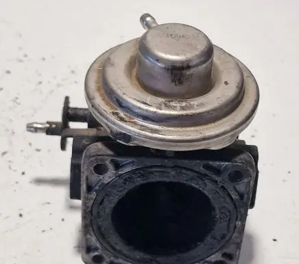 Volkswagen Transporter - Caravelle T4 EGR valve 074129463A 248112003