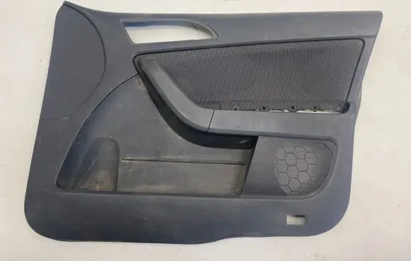 Skoda Yeti (5L) Front door card panel trim 5L1867012