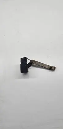 Mercedes-Benz E W211 Air suspension front height level sensor A0105427717 12903