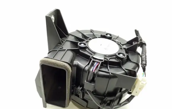 Toyota Yaris Hybrid/electric vehicle battery fan G923052040