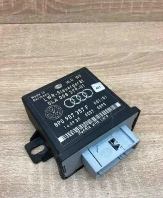 Audi A3 S3 8P Light module LCM 8P0907357F 5LA008379