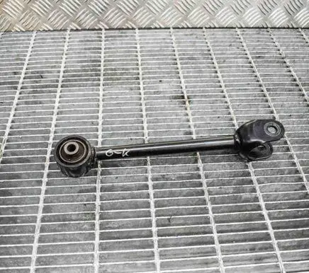 Toyota C-HR I Rear upper control arm/wishbone