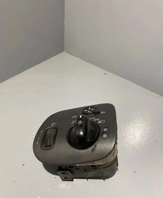 Mercedes-Benz C W203 Light switch A2035451404 2440657