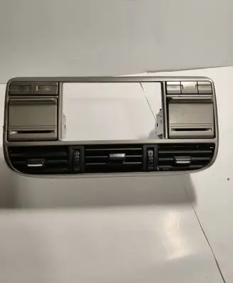 Nissan X-Trail T30 Dash center air vent grill 687508H300 8H600