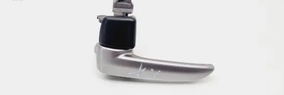 Mazda 3 I Front door interior handle