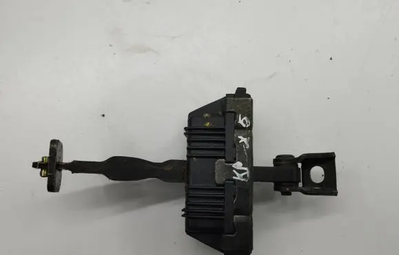 BMW X5 E53 Front door check strap stopper 8402502