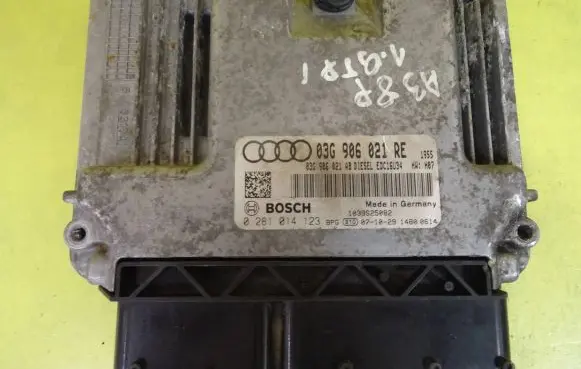 Audi A3 S3 8P Engine control unit/module 0281014123 03G906021RE