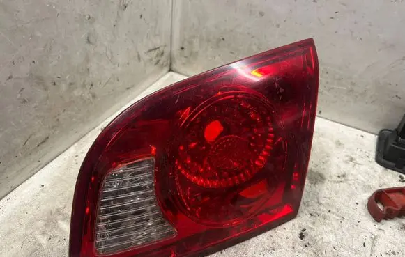 Hyundai Santa Fe Tailgate rear/tail lights 924062B000