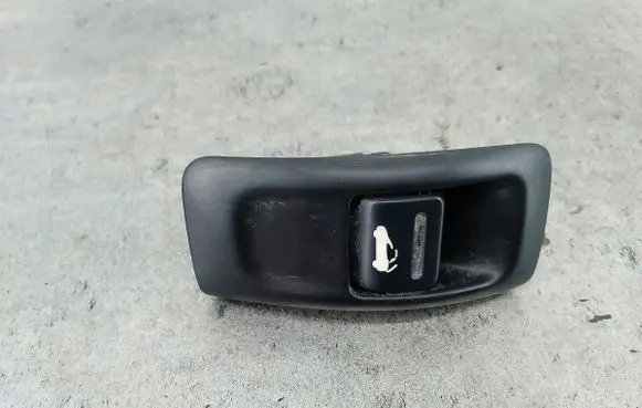 Peugeot 206 CC Other switches/knobs/shifts 9637116777