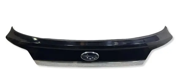 Subaru Outback Tailgate trim 