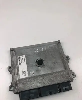 Renault Clio IV Engine control unit/module ECU 237109221R 237105499R