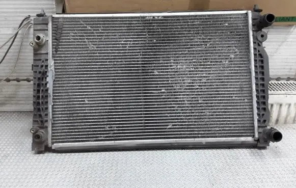 Volkswagen PASSAT B5.5 Coolant radiator