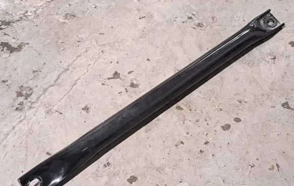 BMW 7 F01 F02 F03 F04 Front strut bar 7180319