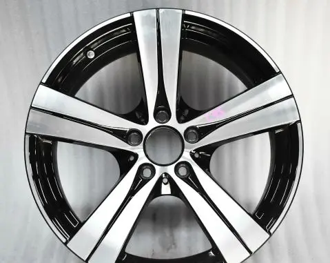 Mercedes-Benz C W206 R18 alloy rim 