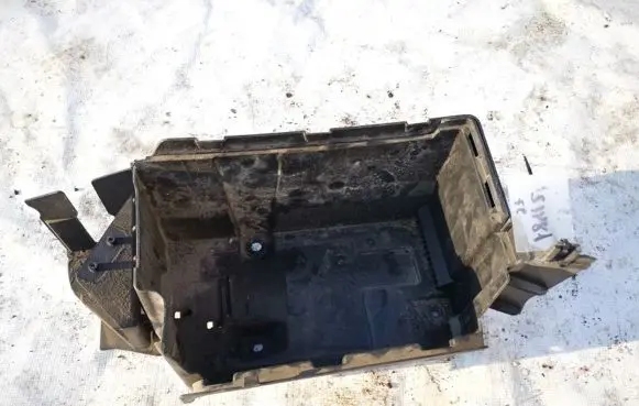 Battery box tray