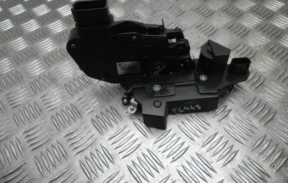 Ford Kuga I Loading door lock 8V4AS26413GA T6445