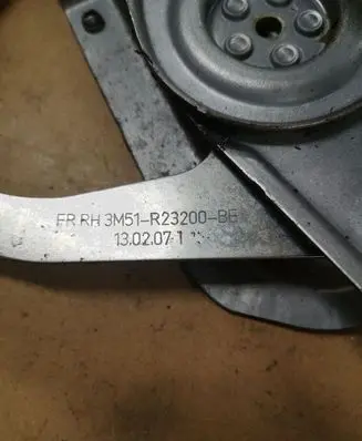 Ford Focus Front window lifting mechanism without motor 3M51R23200BE
