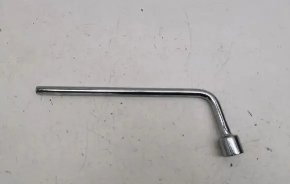 Lexus IS 220D-250-350 Wheel nut wrench 