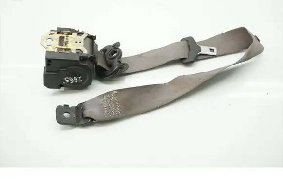 BMW X5 E53 Front seatbelt