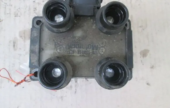 Ford Escort High voltage ignition coil