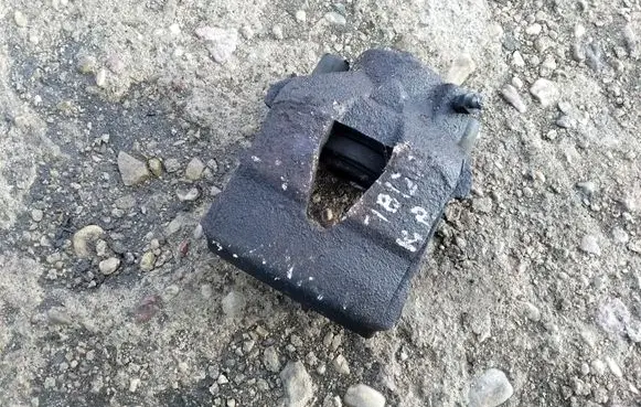 Seat Ibiza II (6k) Front brake caliper