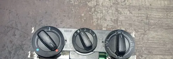 Volkswagen Polo V 6R Climate control unit 6R0819045F