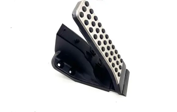 Mercedes-Benz C W205 Accelerator throttle pedal A2533000104