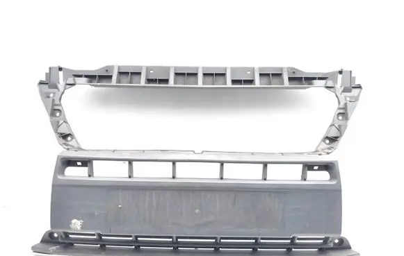 Peugeot Boxer Front bumper 1315077070