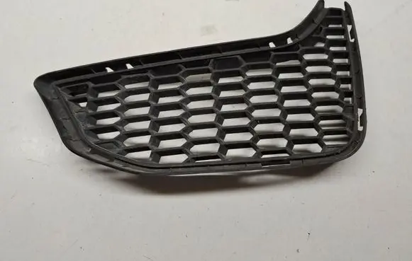 BMW 4 F36 Gran coupe Front bumper lower grill 8054301 51118054301