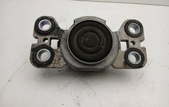 Volvo V60 Engine mount bracket 31316875
