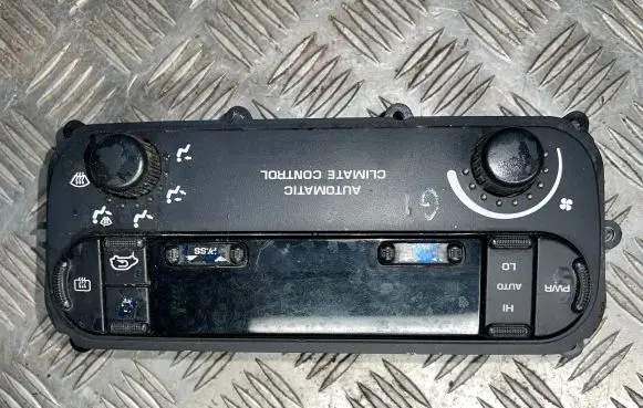 Chrysler Grand Voyager IV Climate control unit P05127379AA 12239589