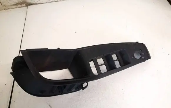 Audi Q5 SQ5 Front door window switch trim 8r1867171