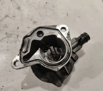 Renault Laguna II Vacuum pump