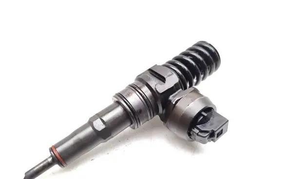 Audi A3 S3 8P Fuel injector 038130073BN 0414720313