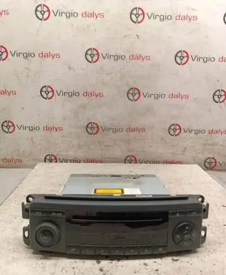 Smart ForFour I Radio/CD/DVD/GPS head unit A4548200379 45064161 6058L0045064161