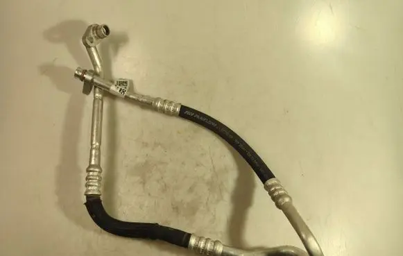 Renault Kangoo III Air conditioning (A/C) pipe/hose 924147526R 1234YF 2423BD